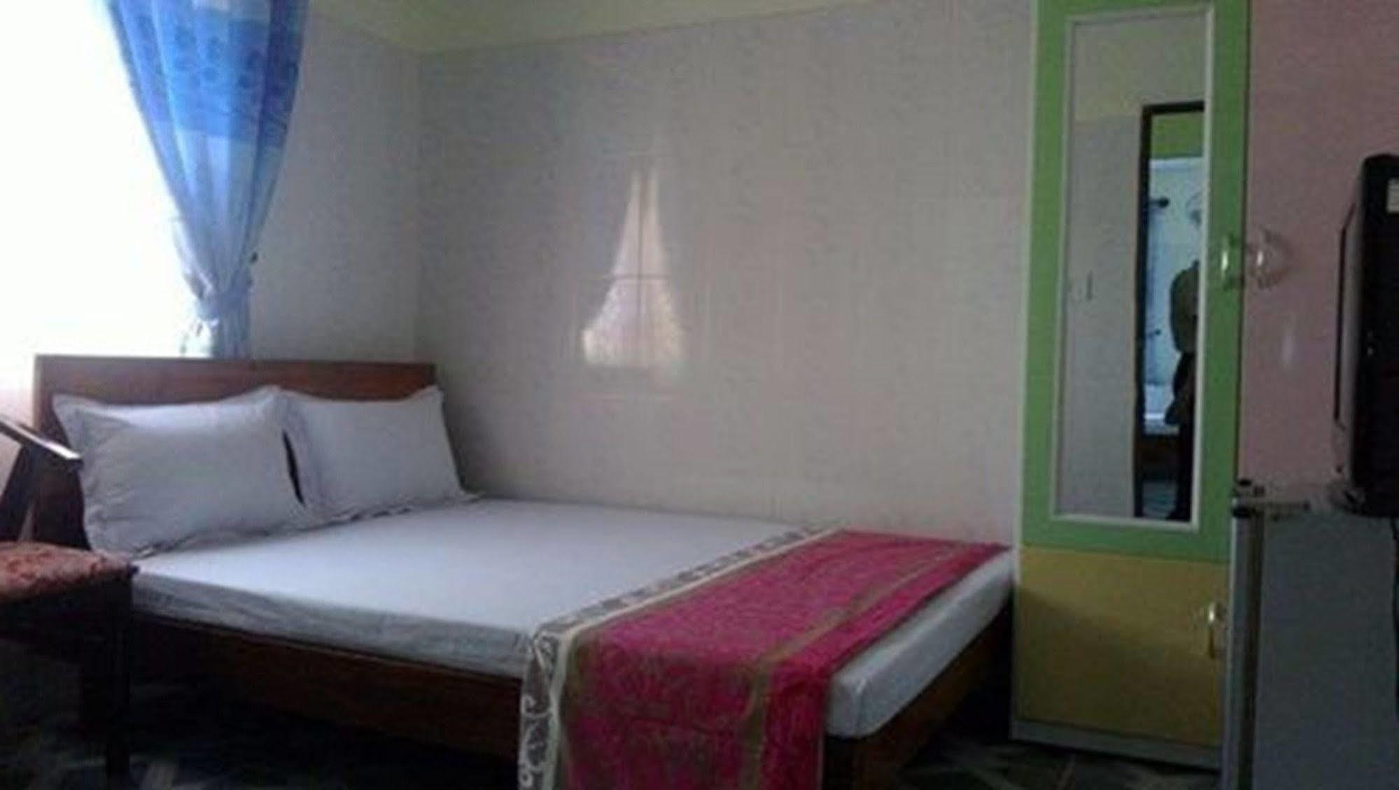Anh Linh 1 Hotel Ðồng Hới Luaran gambar