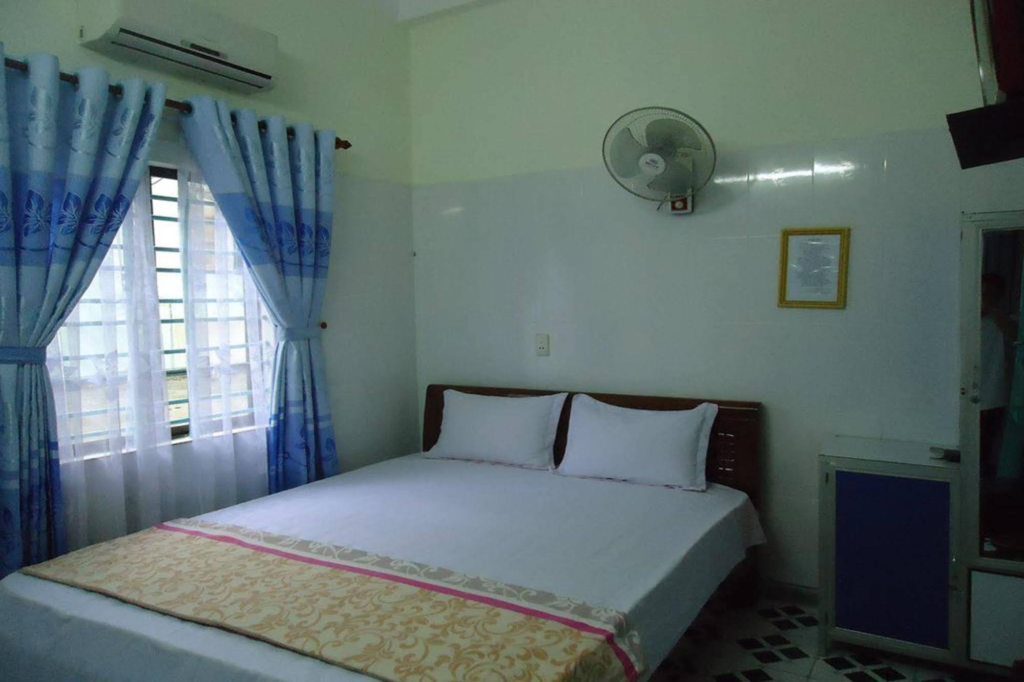 Anh Linh 1 Hotel Ðồng Hới Luaran gambar