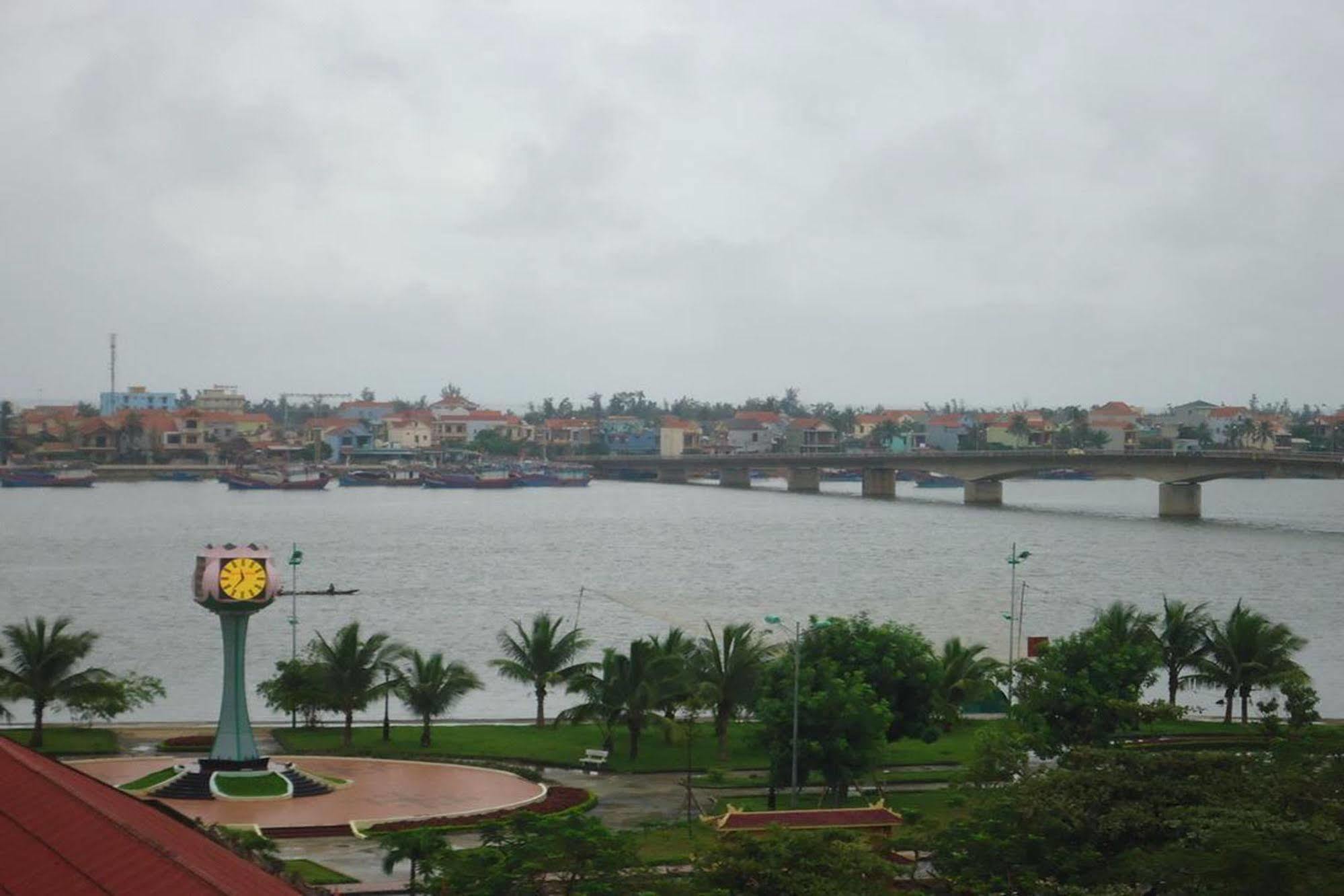 Anh Linh 1 Hotel Ðồng Hới Luaran gambar